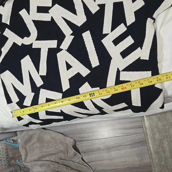 Anthropologie Black and White JeTaime Sweater - Picture 11 of 11